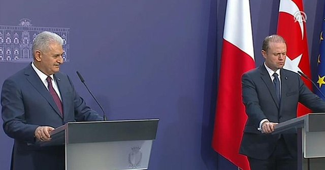 Başbakan Yıldırım&#039;dan Malta&#039;da önemli açıklama: Daha hızlı adım atın