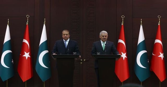 Başbakan Yıldırım: FETÖ faaliyette bulunduğu ülkeler için büyük tehdit