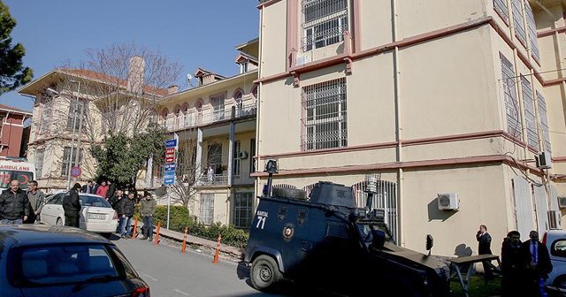 Cerrahpaşa&#039;da sıcak saatler, polis ikna edildi