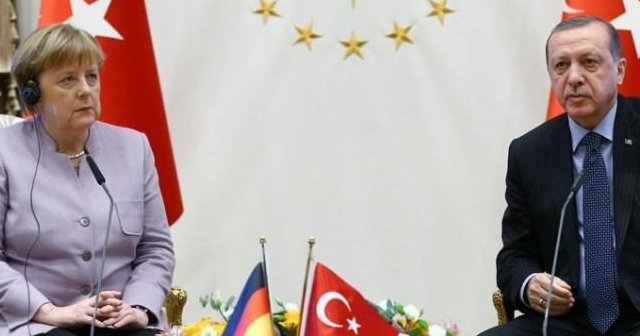 Cumhurbaşkanlığı&#039;ndan Merkel açıklaması