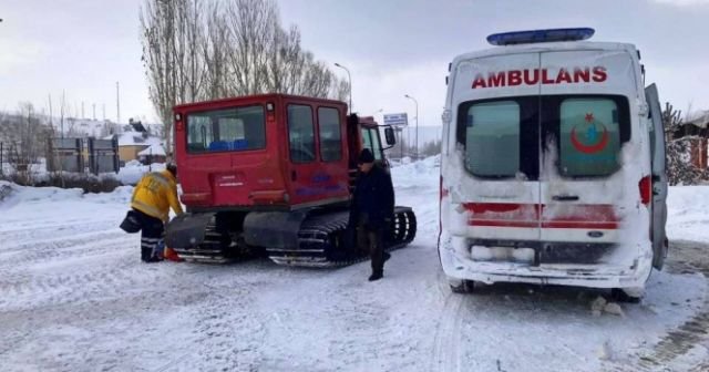 Doğu Anadolu&#039;da ulaşıma kar ve tipi engeli