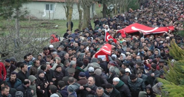 El Bab şehidini binler uğurladı