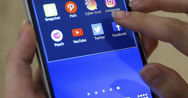 Fransız medyası Facebook&#039;ta &#039;yalan haberlere&#039; karşı birleşti