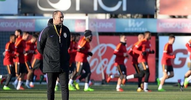 Galatasaray&#039;da derbi mesaisi sürüyor