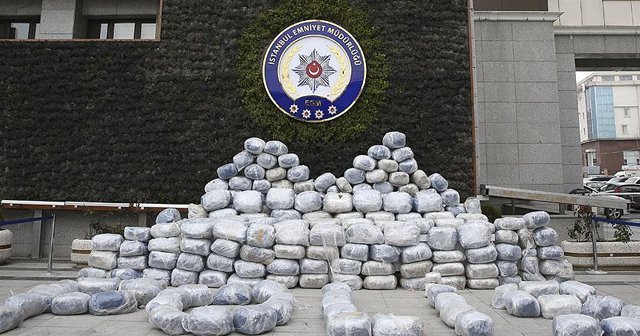 İstanbul&#039;da 1 yılda 6 ton uyuşturucu ele geçirildi