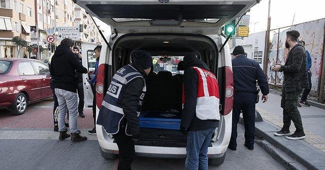 İstanbul&#039;da yabancı uyruklulara asayiş uygulaması: 211 gözaltı