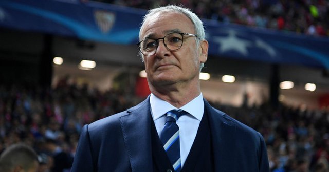 Leicester Ranieri&#039;yi kovdu