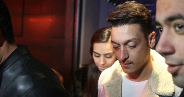 Mesut Özil, İstanbul'a geldi