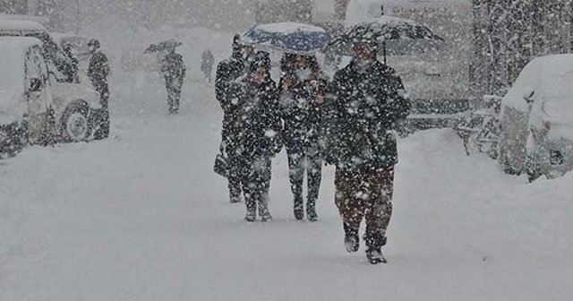 Meteoroloji&#039;den kar uyarısı geldi İstanbul, Ankara, İzmir Kar yağışı var mı