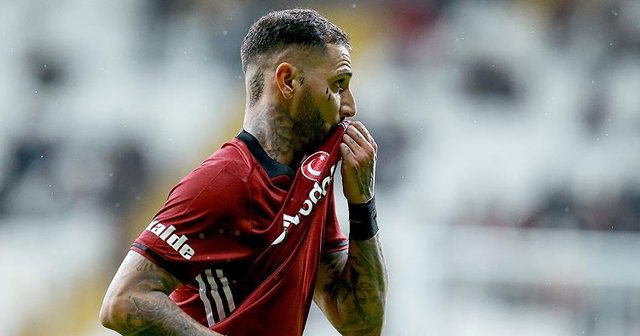 Quaresma&#039;nın gözü unvanda