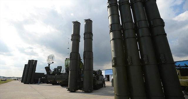 Rusya ve Türkiye S-400&#039;ler için görüşüyor