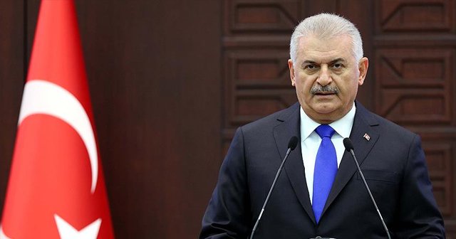 Yıldırım, eski milletvekilleri ve il başkanlarıyla buluştu