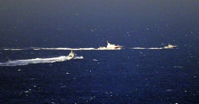 Yunan botlarından Kardak'ta yeni ihlal