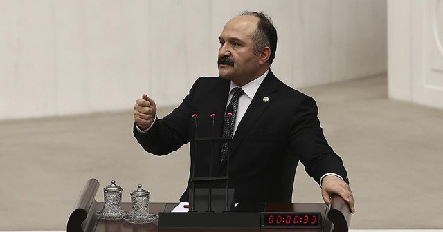 &#039;Fitne çıkarmaya çalışanların tahriklerine kapılmamak gerekir&#039;