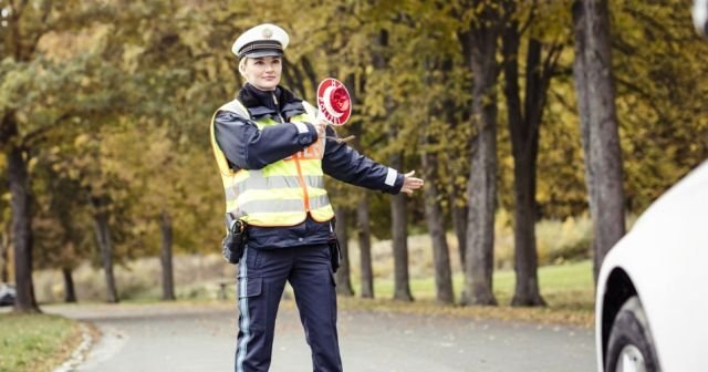 Almanlar en çok polise güveniyor