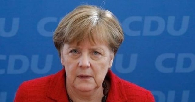 Almanya&#039;da MİT krizi! Merkel küplere bindi