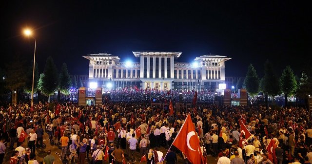 Ankara&#039;da &#039;darbe oluyor&#039; iddiası ortalığı karıştırdı