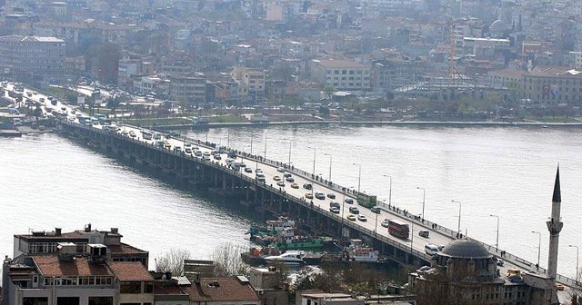 Atatürk Köprüsü trafiğe kapanıyor