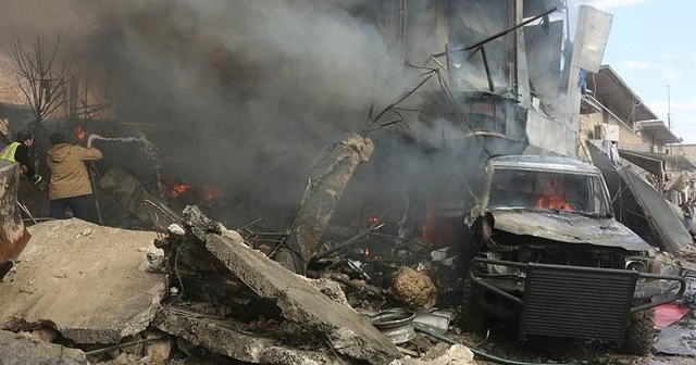 Azez'de bomba yüklü araçla saldırı: 3 ölü
