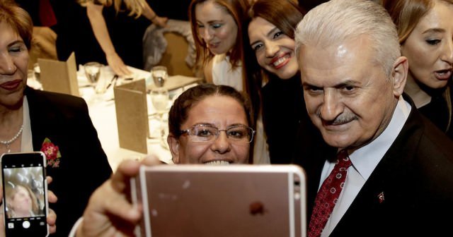 Başbakan Yıldırım: &#039;Evet&#039;te bereket var