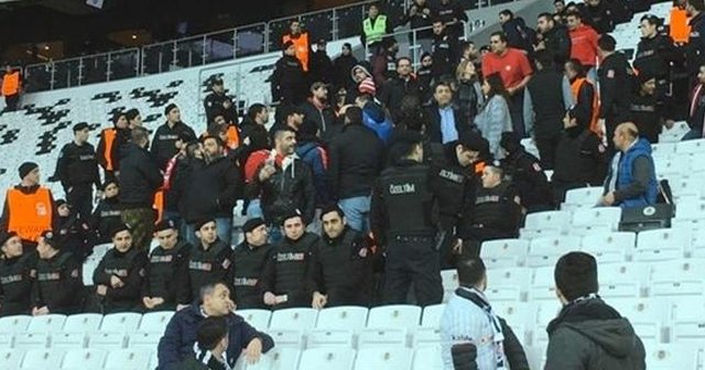 Beşiktaş taraftarından anlanmı jest, Olympiakos taraftarı Vodafone Arena&#039;da