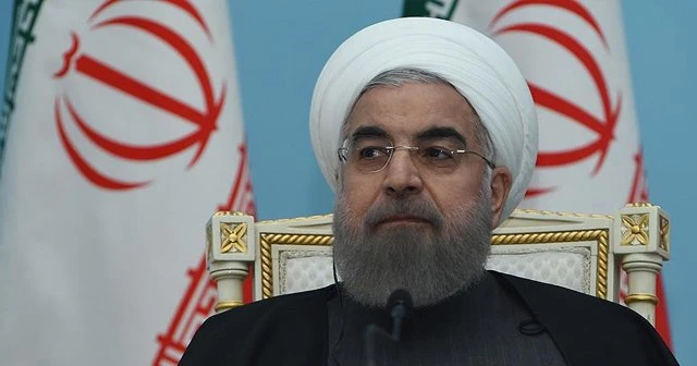 Cuma hutbelerinde Ruhani hedef gösterildi