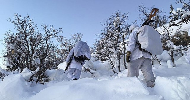 Diyarbakır&#039;da 4 terörist öldürüldü