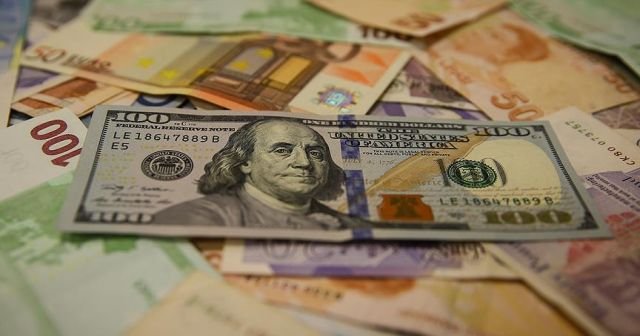 Dolar/TL güne düşüşle başladı