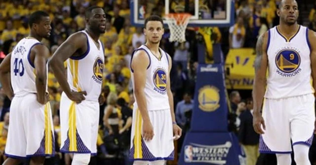 Durant'siz Warriors rekorunu koruyamadı