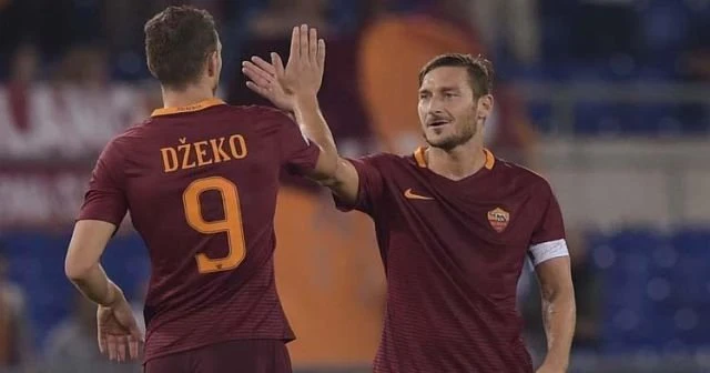 Dzeko&#039;dan Totti itirafı!