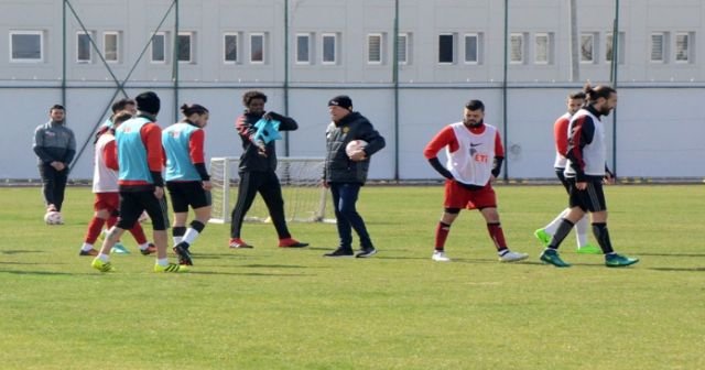 Erkan Zengin krizi çözülemiyor