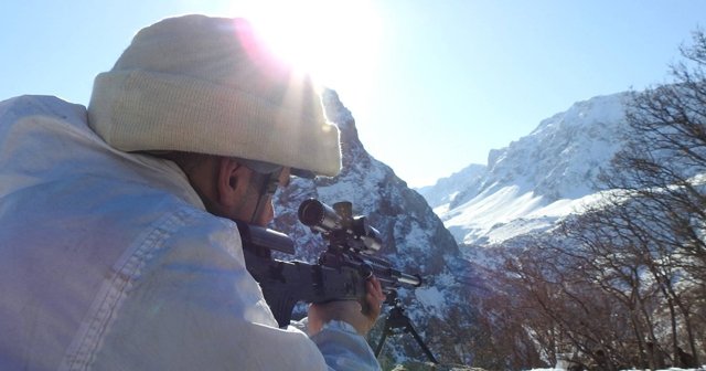 Erzincan’da PKK sığınakları imha edildi