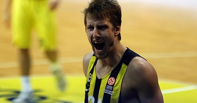 Fenerbahçe&#039;ye Sloukas&#039;tan sonra Vesely&#039;den de kötü haber