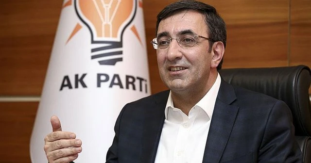 Hedef kitle kararsız seçmen