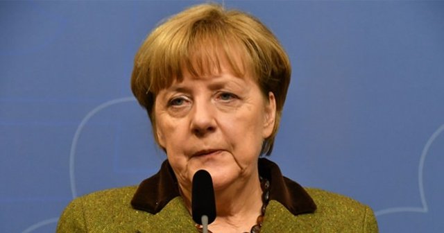 Hollanda&#039;nın skandal kararı sonrası Merkel&#039;den ilk açıklama geldi