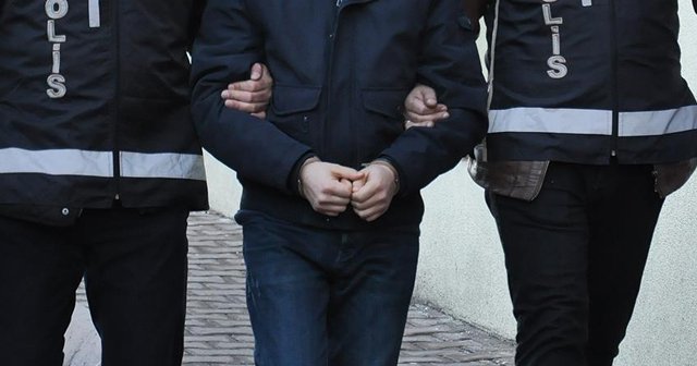 İhraç edilen 16 öğretmen FETÖ&#039;den gözaltına alındı