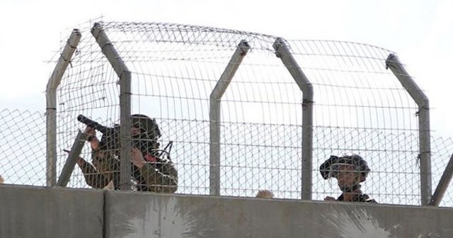 İsrail Ramallah&#039;taki Ayrım Duvarı inşasını onayladı