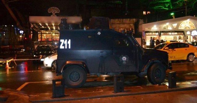 İstanbul Sarıyer&#039;de silahlar konuştu: 2 kişi yaralandı