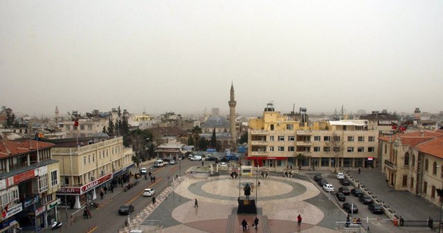 Kilis’te kum fırtınası, Adana’da çamur yağmuru