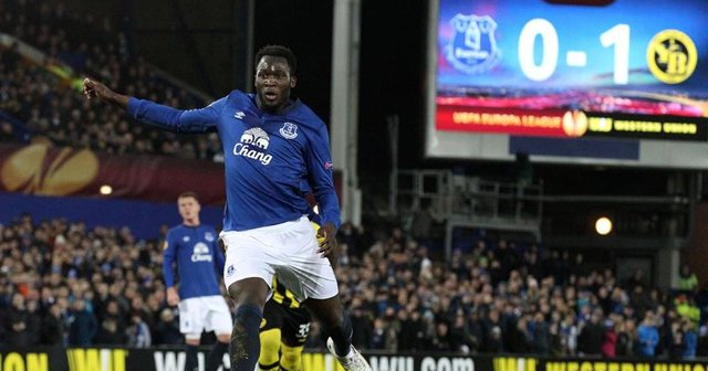 Lukaku Everton&#039;da kalmak istemiyor