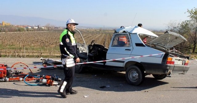 Manisa’da feci kaza: Ölüler var