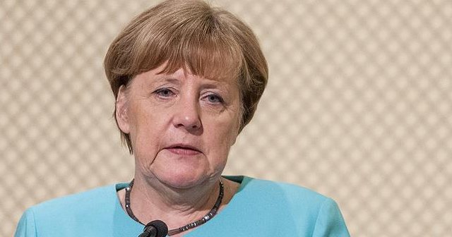 Merkel&#039;den Bozdağ açıklaması