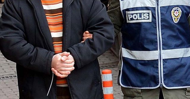 Mersin&#039;de ByLock kullanan 17 eski polis gözaltına alındı