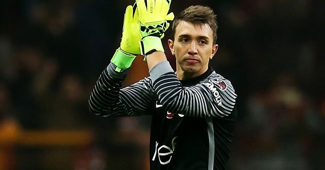 Muslera&#039;ya dev talip