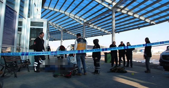 Otobüs terminalinde silahlar konuştu
