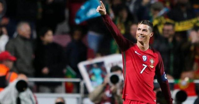 Ronaldo galibiyetin mimarı oldu
