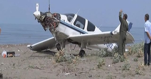Samsun’da eğitim uçağı piste inerken düştü