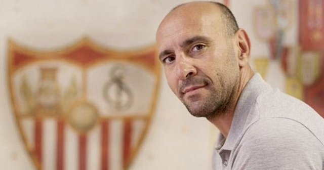 Sevilla Monchi ile yollarını ayırdı