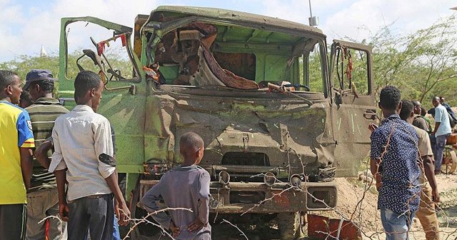 Somali&#039;de bombalı saldırı