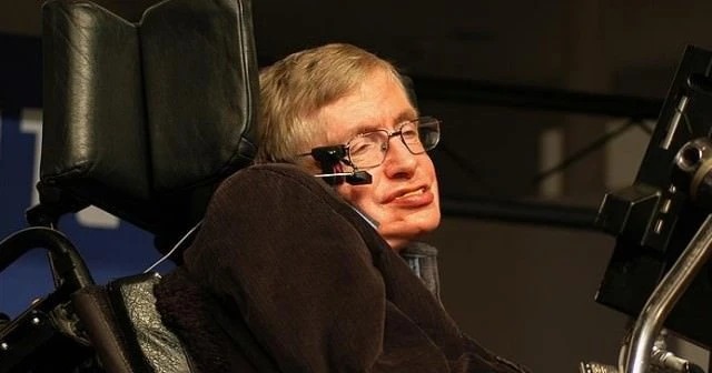 Stephen Hawking'ten sürpriz açıklama